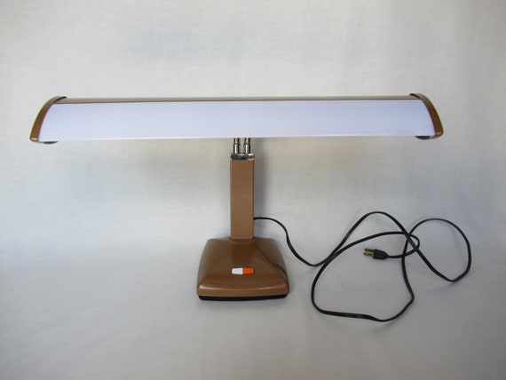 fluorescent desk light