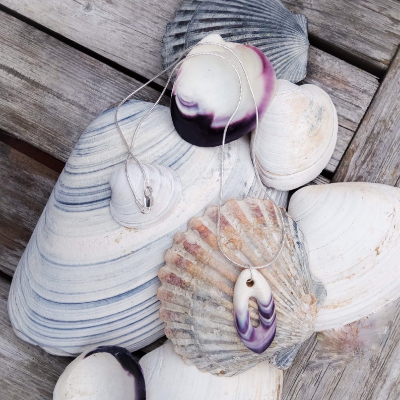 Carved Quahog Shell Ring Pendant Wampum Necklace
