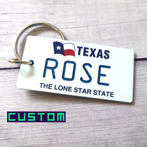 Gepersonaliseerde Texas State sleutelhanger tag - aangepaste gegraveerde sleutelhanger - reizen vakantie roadtrip Momento - naam souvenir - nieuwe autosleutels cadeau