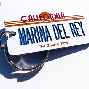 Marina Del Rey Souvenir Keychain Tag - 1980s Vintage Sun Plate - Vacation Travel Small Gifts - Key Ring - Collectible - Made in USA