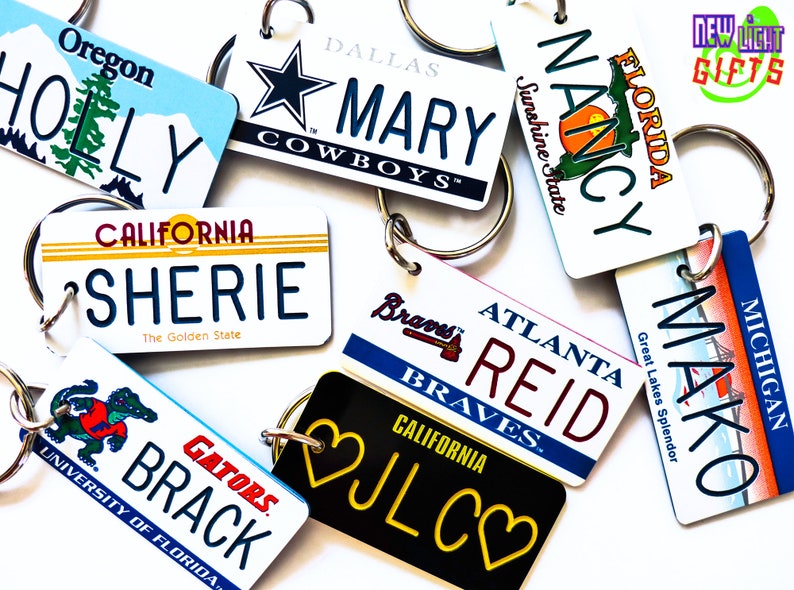 Personalized Texas Keychain Custom Engraved Key Tag Travel Vacation Roadtrip Bachelorette Trip Momento Name Souvenir Car Keys Gift image 6
