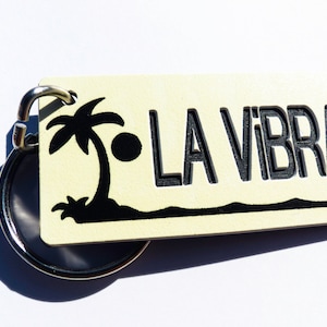 Personalized Glow in Dark Palm Tree Keychain Tag - Retro - Vintage - Machine Engraved - Luggage Backpack Tag - Novelty Gifts - Made in USA