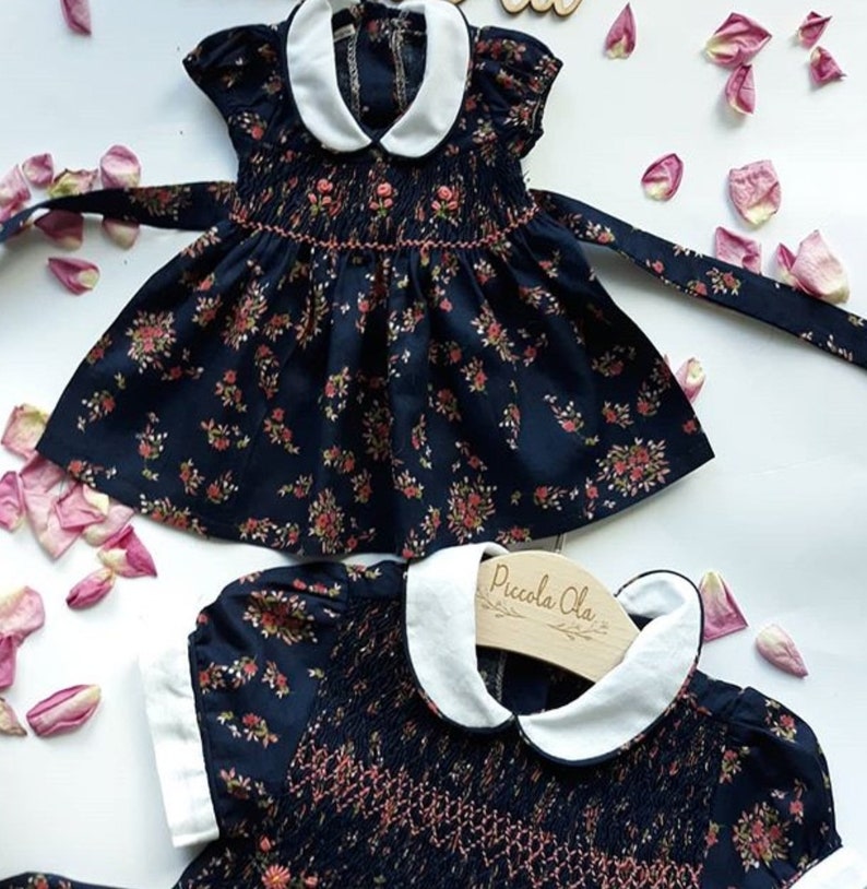 2 equal Dresses 1 for doll and 1 for girl