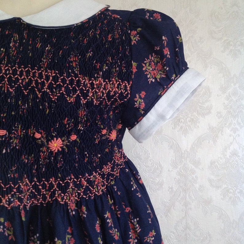 2 equal Dresses 1 for doll and 1 for girl