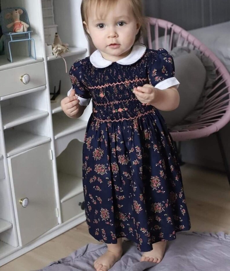 2 equal Dresses 1 for doll and 1 for girl