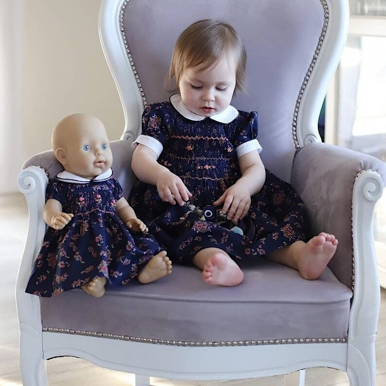 2 equal Dresses 1 for doll and 1 for girl