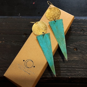 Triangle brass earrings Geometric brass earrings Blue oxidize earrings Vintage earrings Bohemian earrings Ethnic earrings