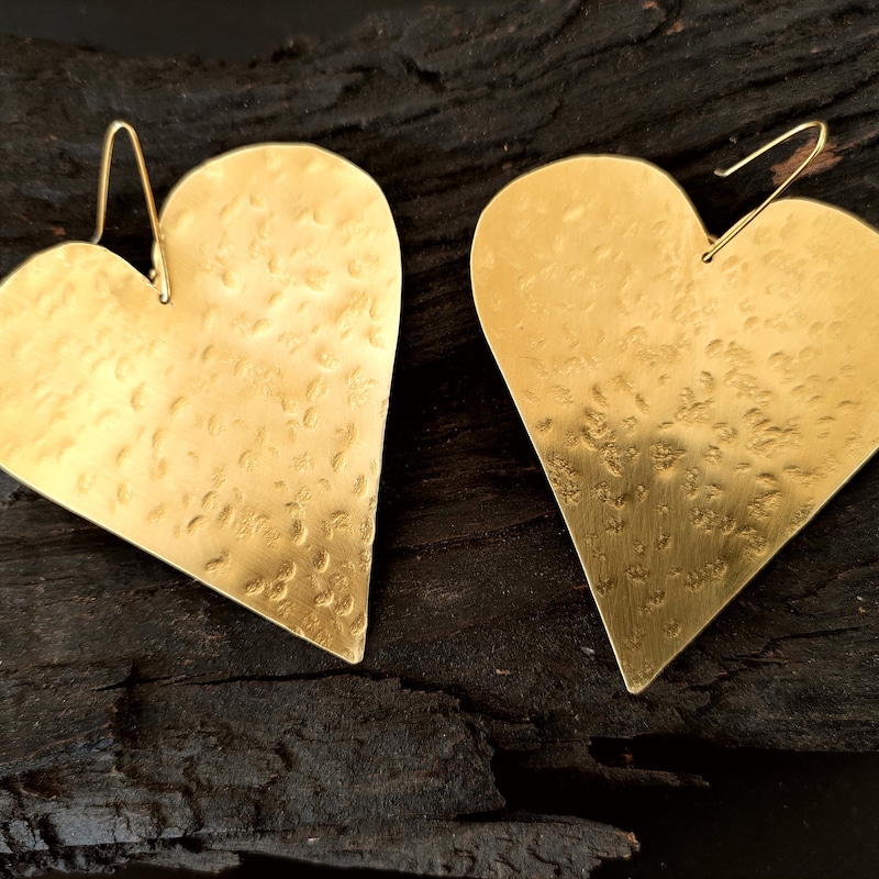 Earring With Heart - Gold main image 0