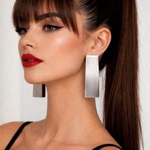 Rectangular Geometric Silver Earrings, Minimalist Statement Jewelry, Modern Design, Minimal Chic Earrings