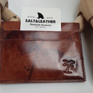 Monedero con tarjetero de concha cordobesa