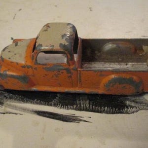 1950s Vintage Slush 1953 GMC Pickup in Orange and White Original Paint Toy Truck Rubber Tire Goodee Excell Products Co New Brunswick NJ 9442