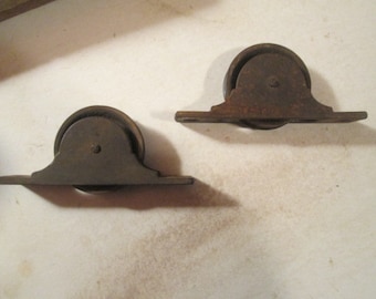 PAIR Large Steel Pulley Pocket Door Roller Dumb Waiter Cast Iron Antique Vintage Sash Roller Industrial Lamp Lighting Supply 8853