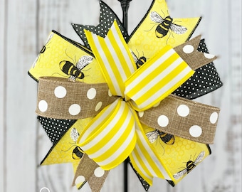 Bee wreath bow, summer wreath bow, bow for wreath, wreath embellishment, wreath attachment, bee door hanger bow, summer lantern bow