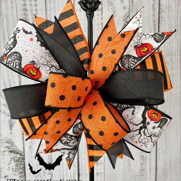 Halloween bow, Halloween wreath bow, spooky Halloween bow, jack-o'-lantern bow, wreath embellishment, door hanger bow, Halloween decoration