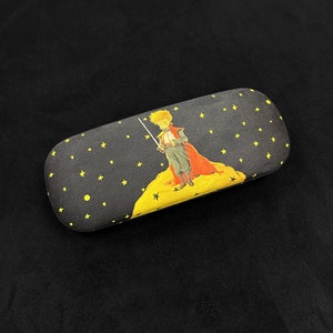 Estuche de gafas Negro / El principito / Suave al tacto / Regalo de tela de microfibra en el interior / Accesorios de arte y decoración del hogar únicos