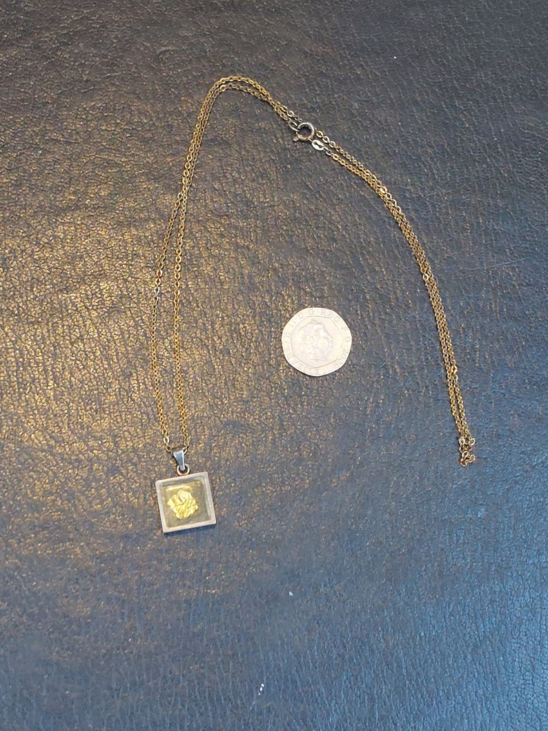 1980s-pendant-genuine-gold-leaf-flake-in-gold-plated-square-glass
