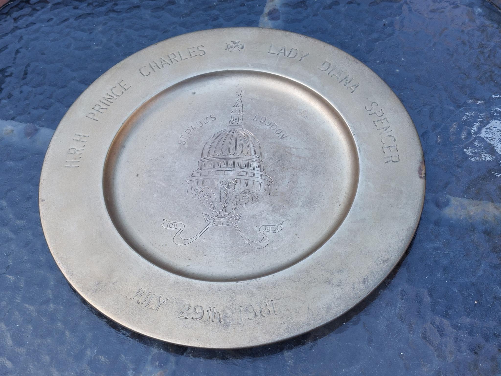 ロイヤルウェディングの記念品 - Etsy 日本