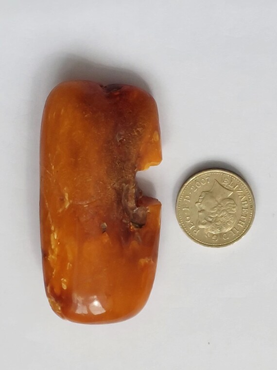 Very large amber brooch 24.57 grams - image 5