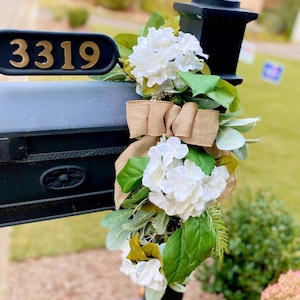 Hydrangea Mailbox Swag