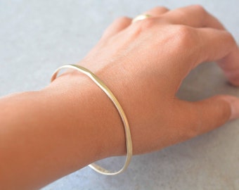 Hammered Bangle Bracelet 14K Solid Gold