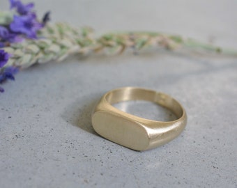 14k signet ring women solid gold, 14k Solid Gold Signet Ring, Gold Signet Ring, 14k Solid Gold Ring, Wedding Ring, Gold Signet, Holiday Gift