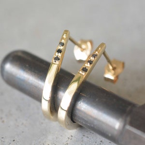 Black diamond earrings, 14k gold vintage earrings, solid gold earrings, gold classic earrings,solid gold stud earrings, 14k earrings stud