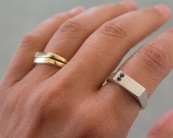 14K White Gold Sapphire Ring, Solid Gold Signet Ring, Unisex Signet Ring