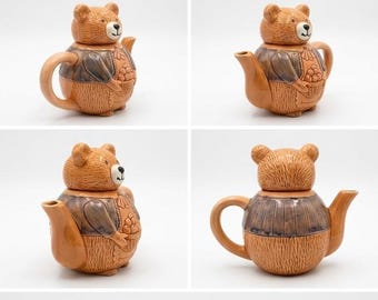 Rustieke nieuwe keramische teddybeertheepot in landelijke stijl