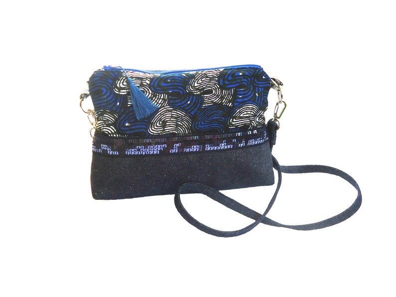 Clutch bag shoulder strap in jeans Bild 3