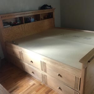 High Storage King Size Bed Made of Solid Hardwood