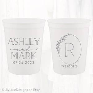 Personalized Wedding Stadium Cups, Custom Wedding Favors, 16oz Plastic Cup, Customized Wedding Cups, Monogrammed Cups, Reusable, LWR307