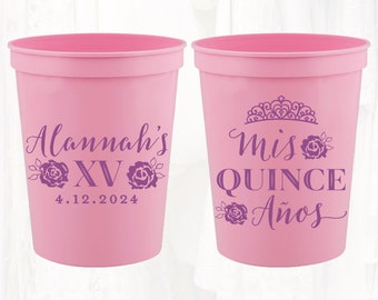 Personalized Quinceañera Stadium Cups, Custom Mis Quince Favors, 16oz Plastic Cup, Customized Sweet 16 Cups, Favor Cups, Reusable, QUI301