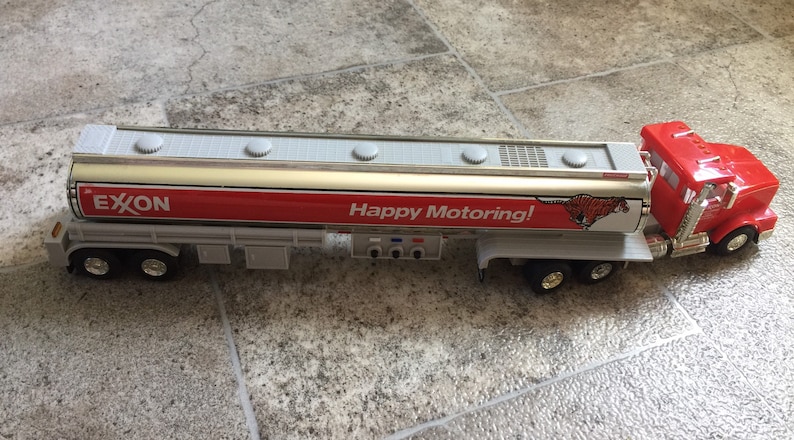 large 18 wheeler toy truck ride on