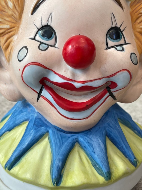 mimi the clown /シルクスクリーン Vintage Bisque Ceramic Clown Spinning Music Box, Vintage