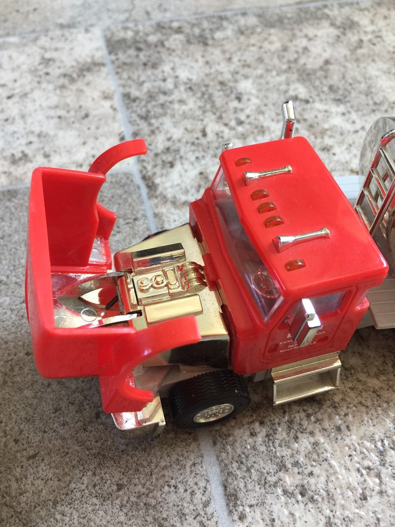 large 18 wheeler toy truck ride on