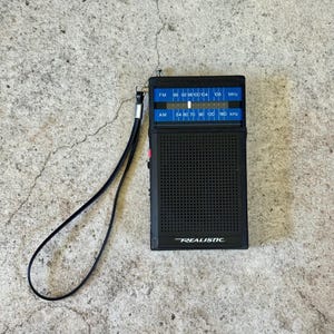 Vintage Realistic AM/FM Pocket Radio – Works Great with Wrist Strap