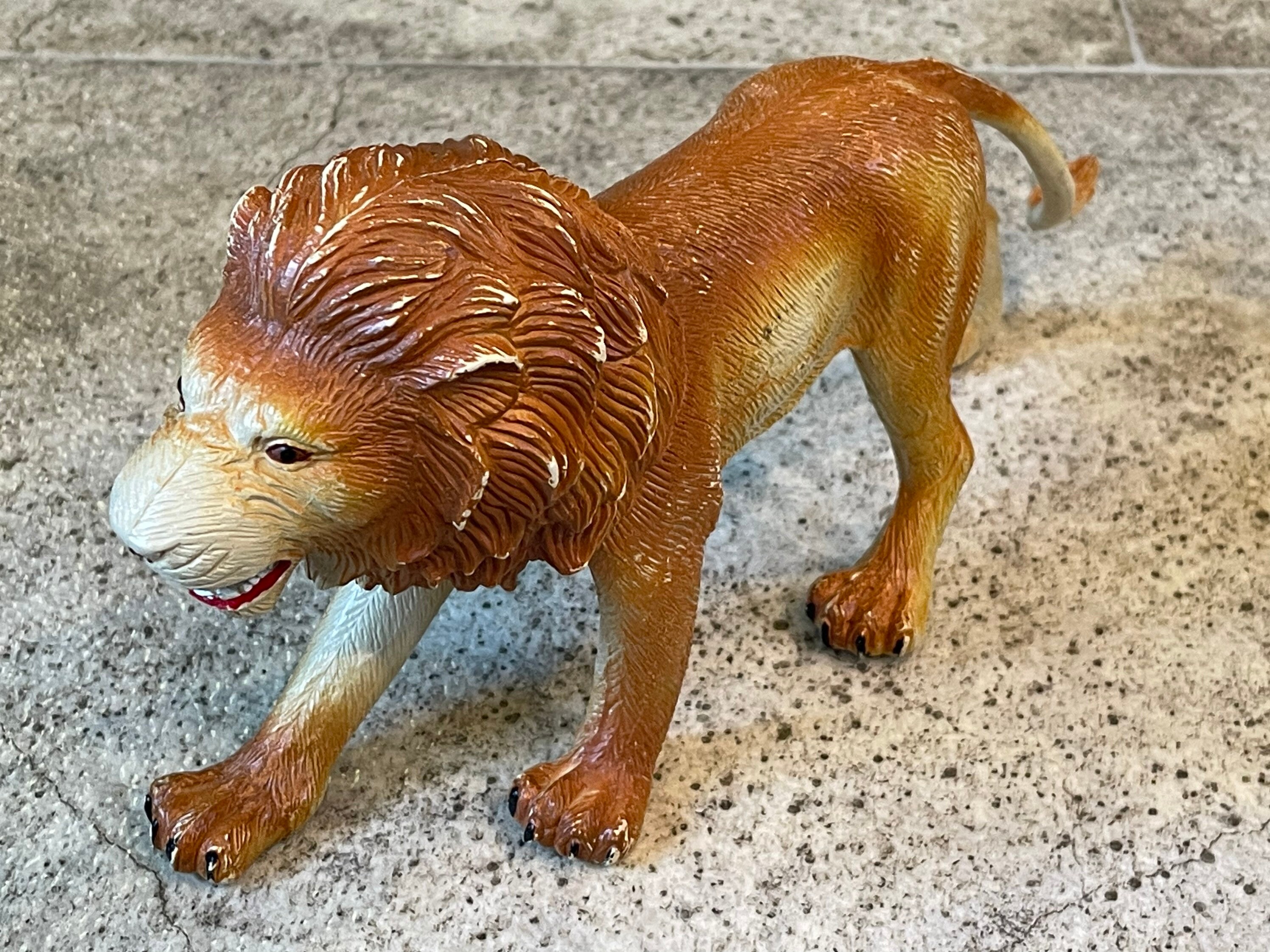 Vintage 1980s Imperial Lion & Rhinoceros Toy Figures – Hong Kong