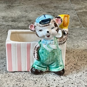 Vintage Ceramic Bear Ringing a Bell Indoor Planter, Old Ceramic Planter, Bear Planter, Bear Bell Planter, Bear figurine, Vintage Planter