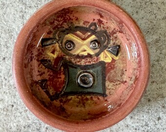 Vintage Peruvian Pottery Dish – Hand Painted Cusco Tribal Art Bowl – Small Decorative Ceramic