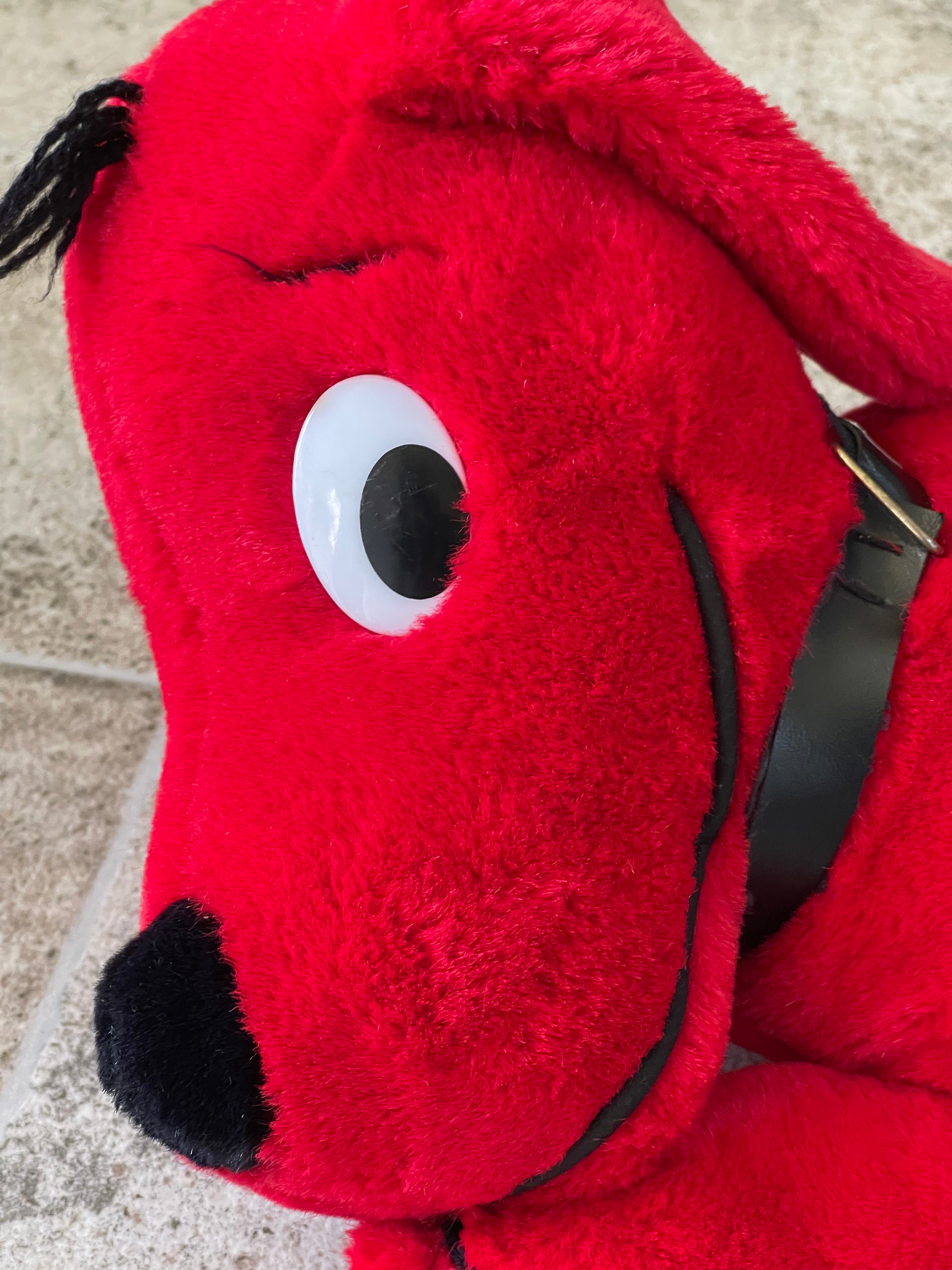 Vintage Clifford the Big Red Dog Plush Dakin 1990 Norman Bridwell