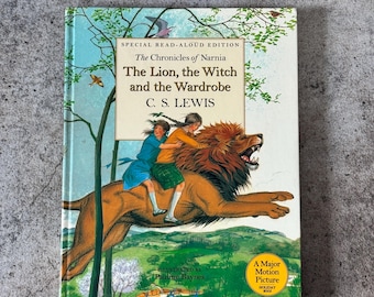 The Chronicles of Narnia The Lion the Witch and the Wardrobe | C.S. Lewis | Illustrated Hardcover