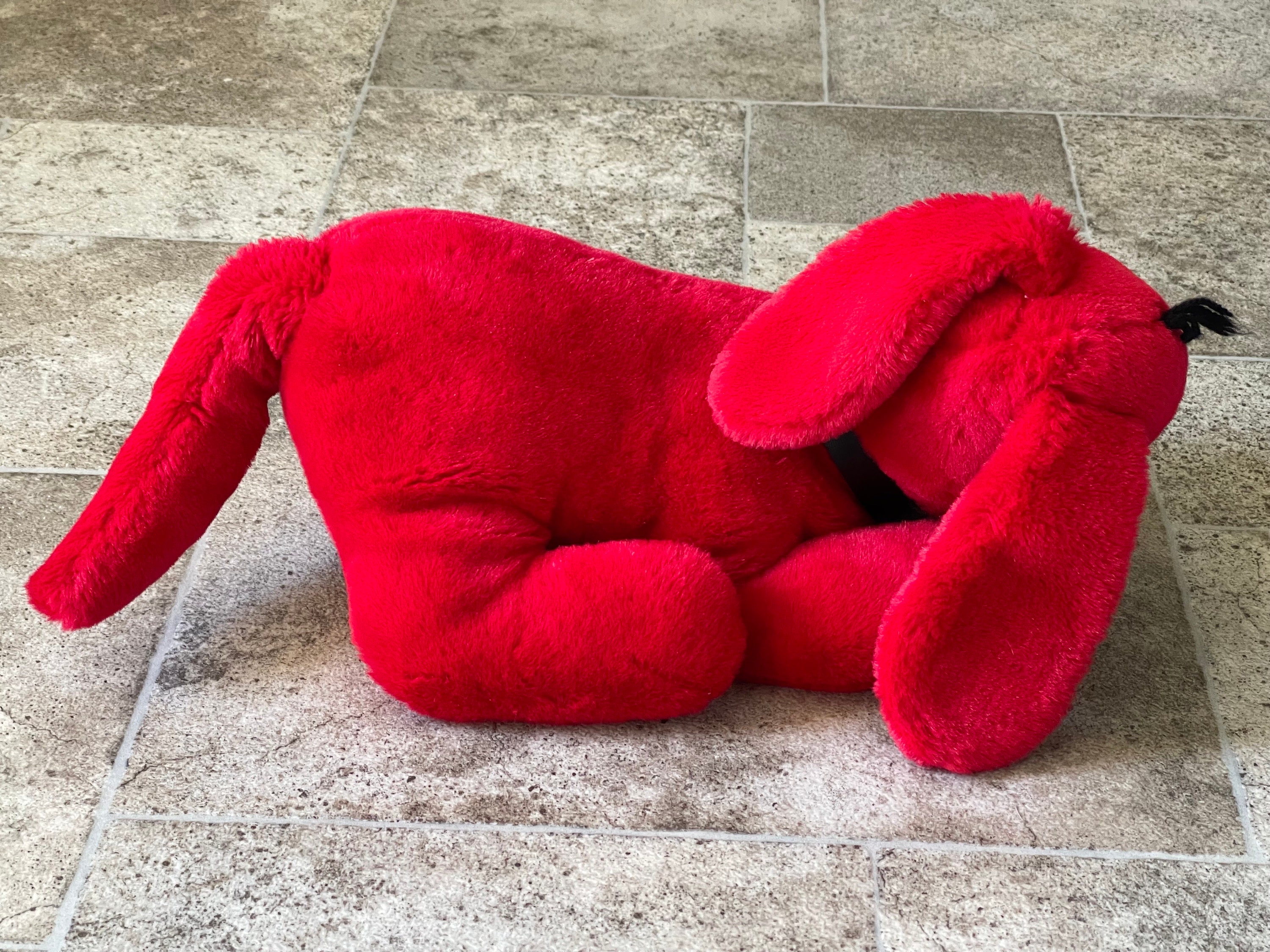 Vintage Clifford the Big Red Dog Plush Dakin 1990 Norman Bridwell