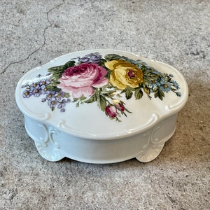 Vintage Porcelain Cabbage Rose Lidded Trinket Dish, Vintage Ceramic Cabbage Rose Trinket Dish, Vintage Floral Trinket Dish
