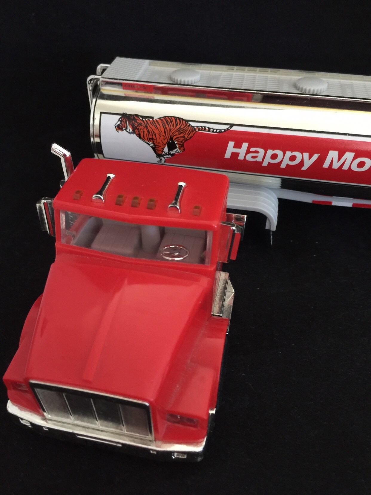 large 18 wheeler toy truck ride on