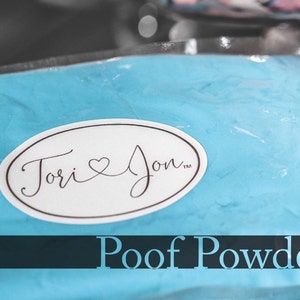 Gender Reveal Powder in Pink Blue Green Red Purple Yellow Orange Poof Powder™ Powder Cannon Powders Gender Reveal Ideas
