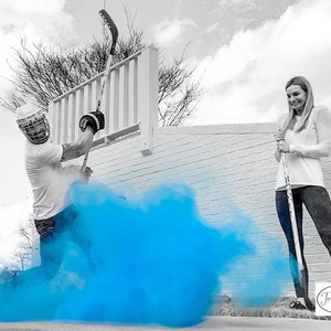 Powder Hockey Puck for Gender Reveals in Pink or Blue Hockey Pucks for the True Hockey Fan! By: Tori & Jon