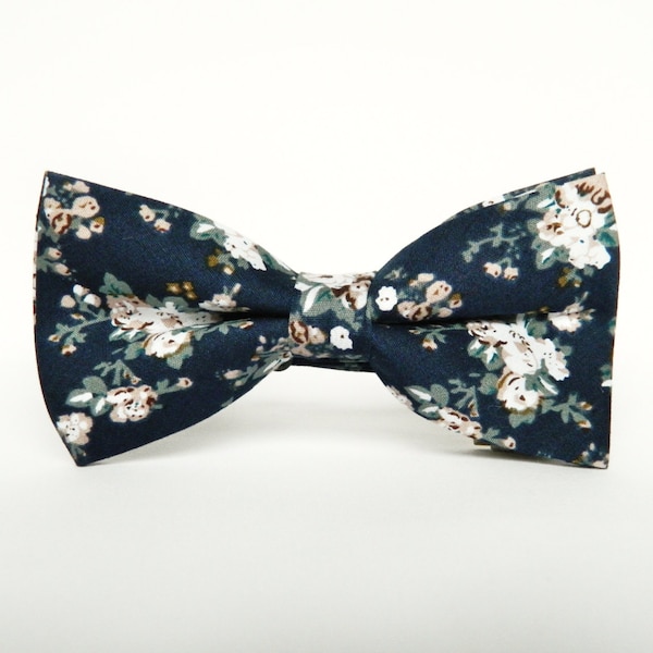 Navy blue floral bow tie, Pre-Tied bow tie, wedding bow tie, navy bow tie, navy bow tie, floral bow tie