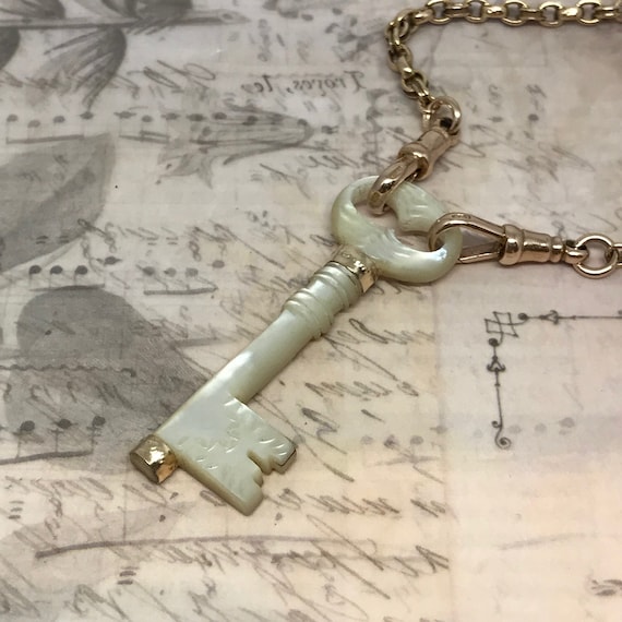 Victorian Mother of Pearl Key Pendant / Antique M… - image 1