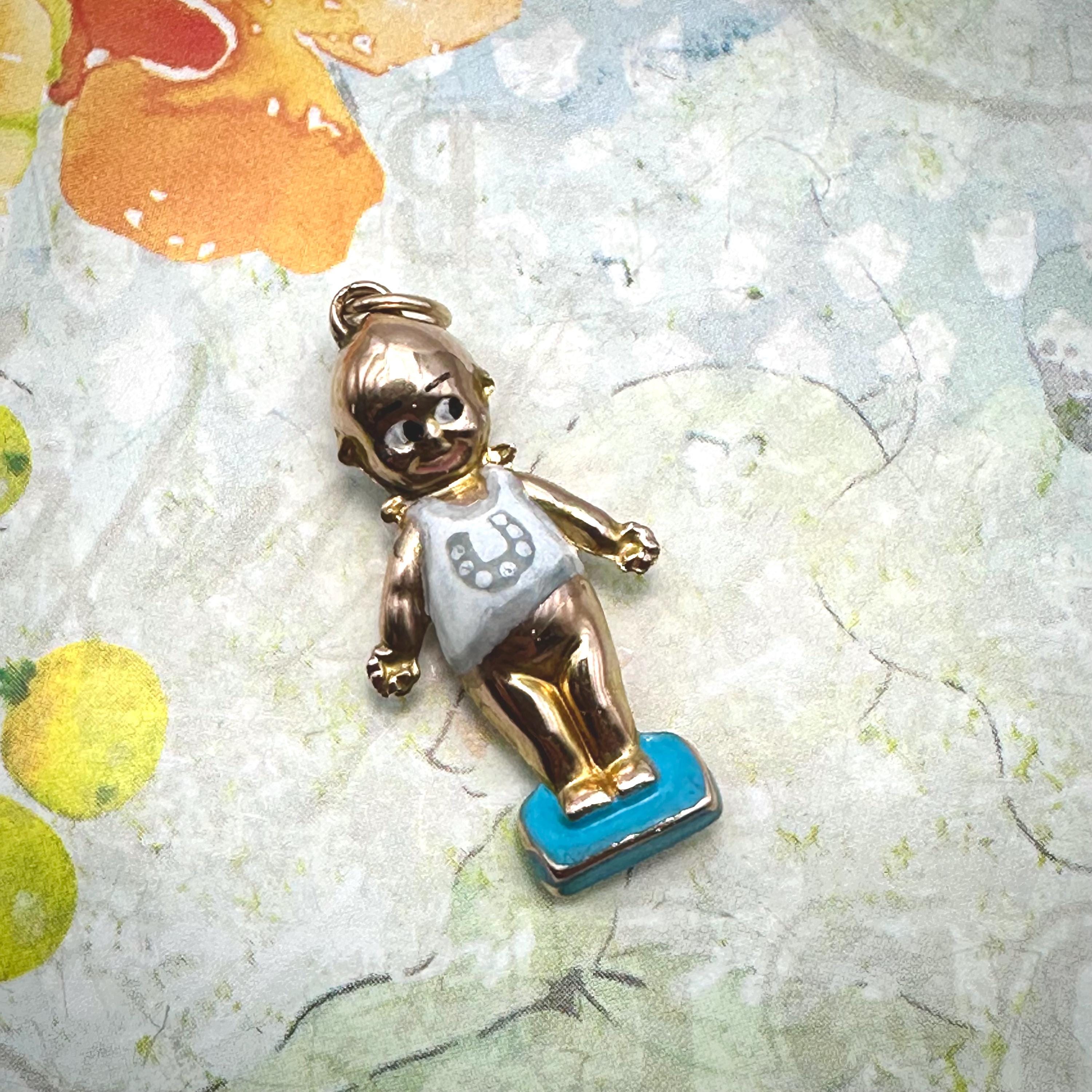ヴィンテージ　1930年代　アメリカ　チャーム　ブローチ　キューピー Antique Kewpie Charm - Etsy