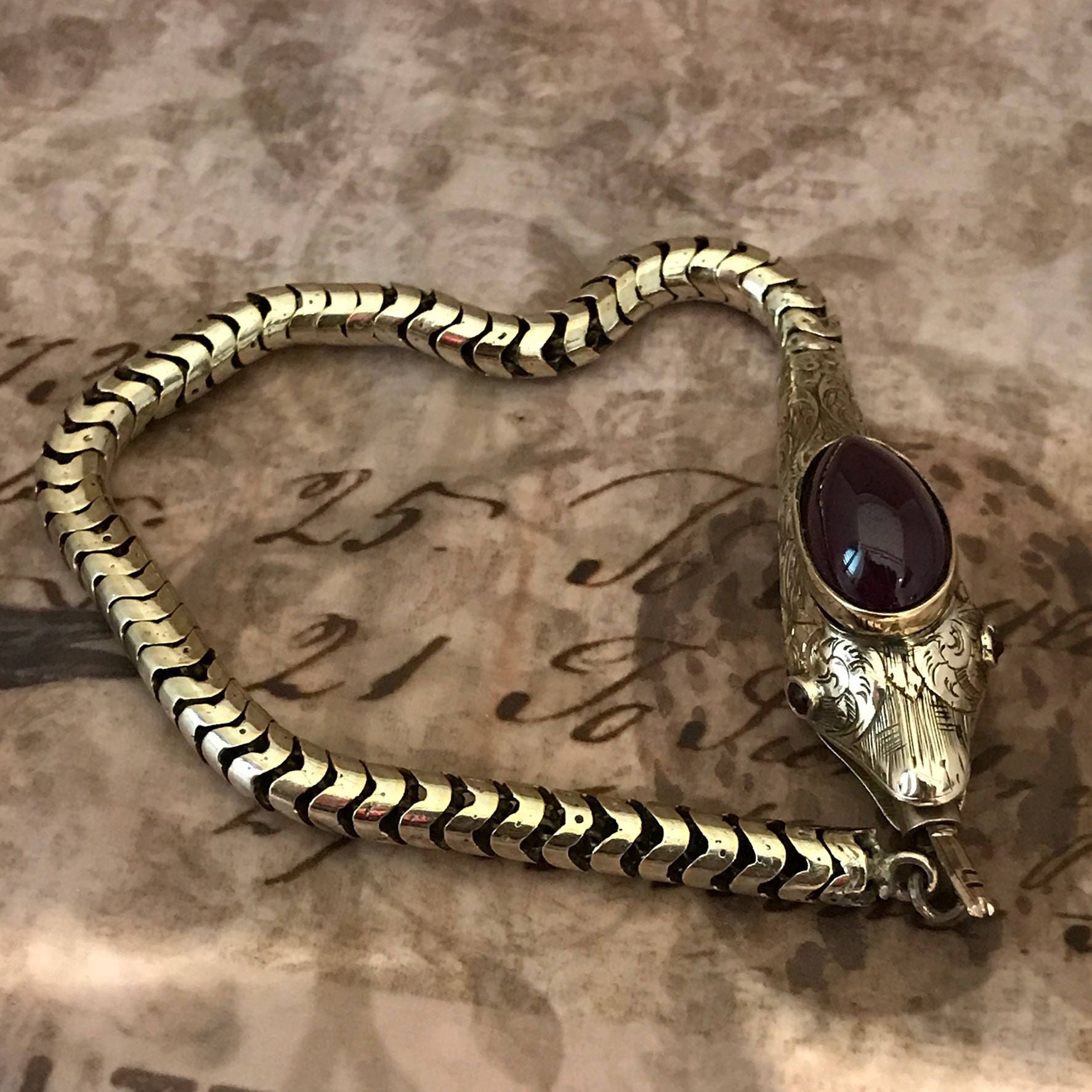 Antique Victorian Snake Bracelet in 9ct Gold / Victorian Serpent Bracelet / Ouroboros Bracelet